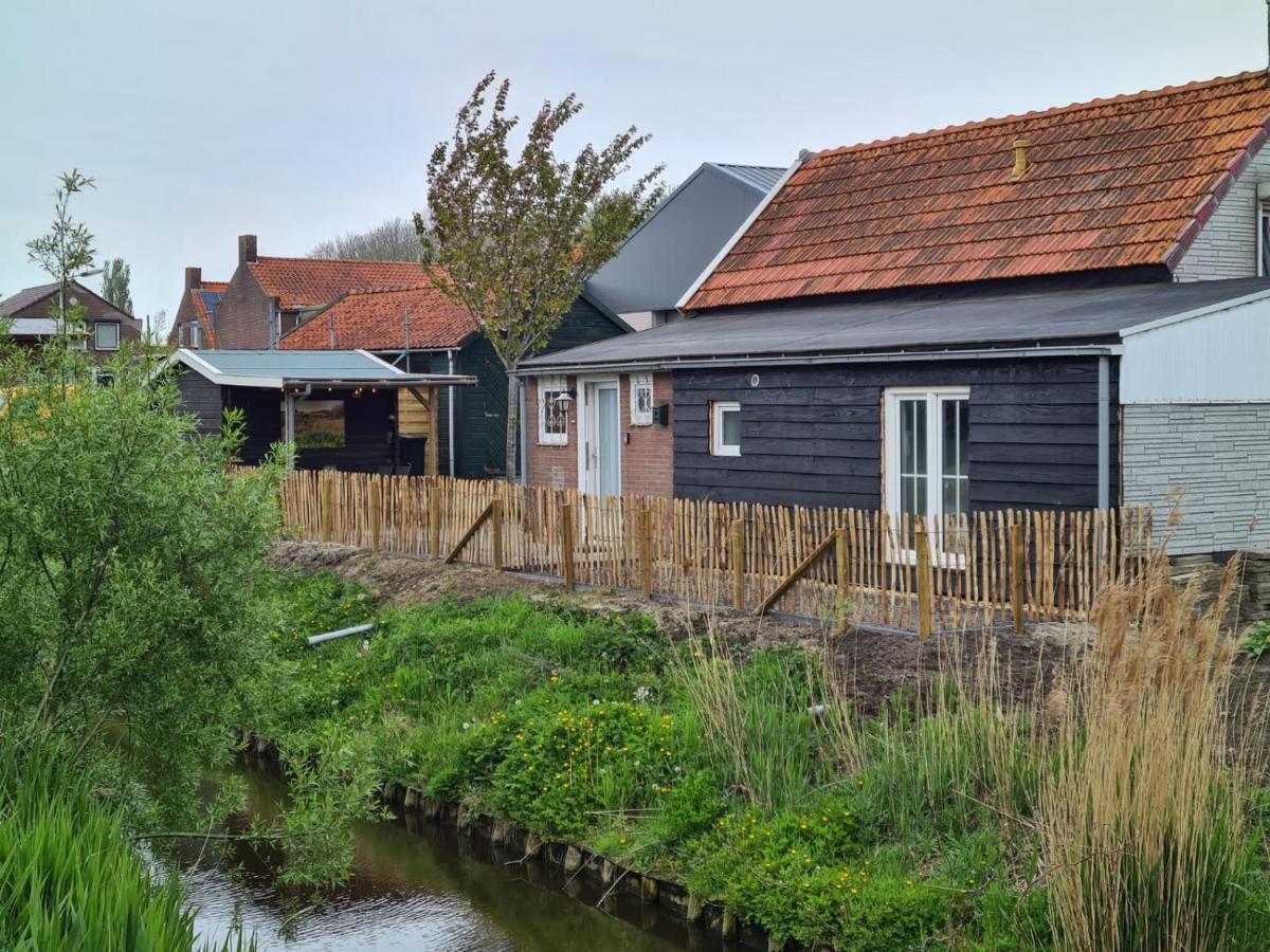 Schoondijke Schwone Diekhuusje - Vakantiewoning Aan De Noordzeekustヴィラ エクステリア 写真