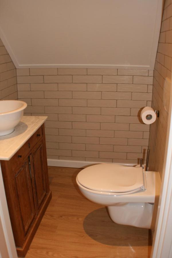 Schoondijke Schwone Diekhuusje - Vakantiewoning Aan De Noordzeekustヴィラ エクステリア 写真